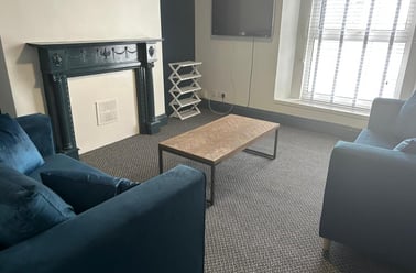 8 Prospect Street, Flat 3, Greenbank, Plymouth - Image 2